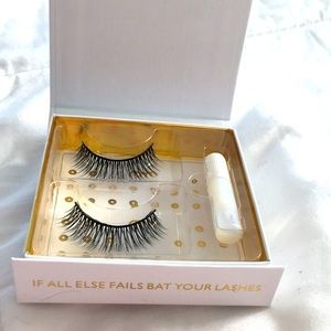 Battington silk lashes with mini glue - brand new!
